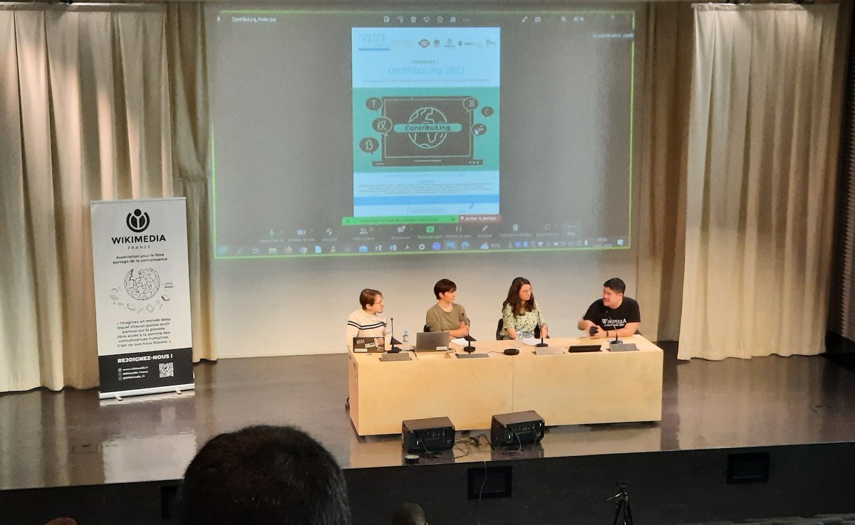 AdelaideCalais's tweet image. #Contribuling commence par une table ronde sur 3 initiatives pour faire un pas vers les locuteurs de langues minoritaires : le jeu, le camion d&apos;enregistrement itinérant, et le librisme.
Avec Lucie Gianola de la DGLFLF @languesFR  et @assassas77 de @Wikimedia_Fr