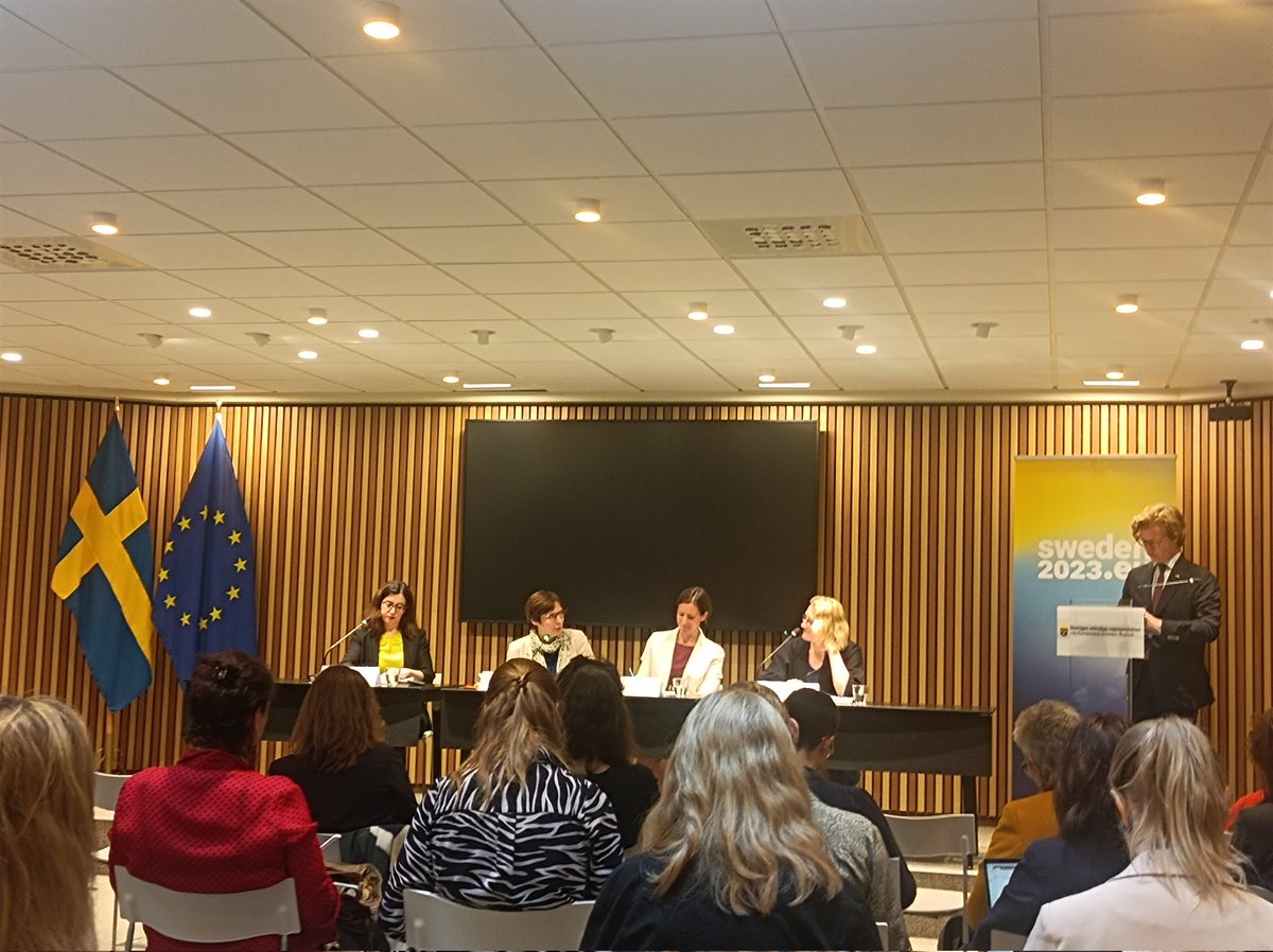 Great discussion on the implementation of the EU's Gender Action Plan #GAPIII @sweden2023eu

'Let's put our money where our mouth is,' @chiaradaa on the importance of aligning funding with policy.

@Jonna1325: GAP shows we see women peace and security as part of gender equality.