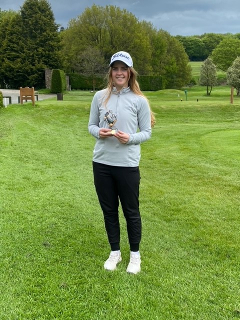 📢Huge congratulations to S.McGhie on retaining her title as Lancashire Schools Golf Champion. She won  best gross with a 73 - 9 shots better than the next best score!⛳️🏆
#LGGSchallenge #Golf #Champion