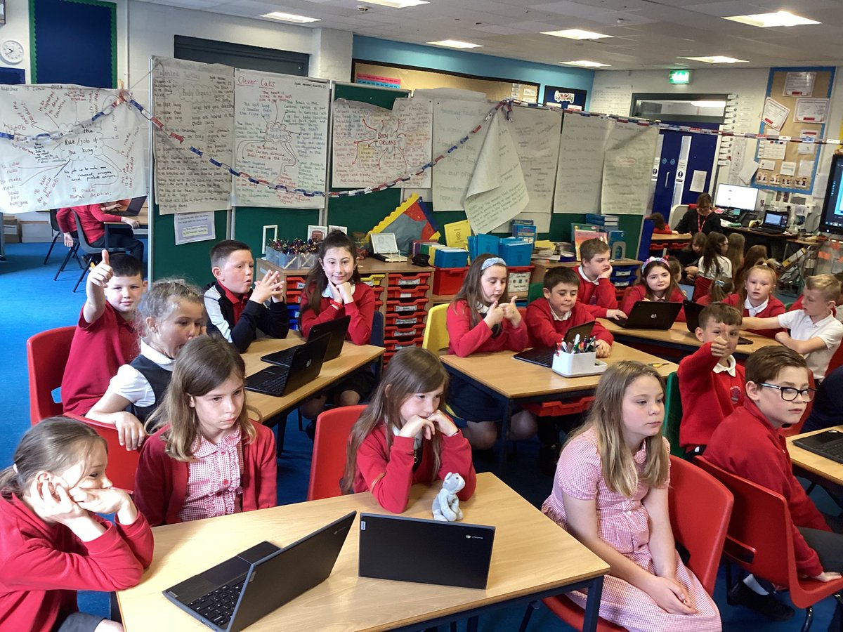 millbrookYr4's tweet photo. An exciting morning this morning in Dosbarth Cedar working with Kayleigh from NDEC to complete activities learning about Cyber Security @MillbrookP https://t.co/cZ5kpJeYSA