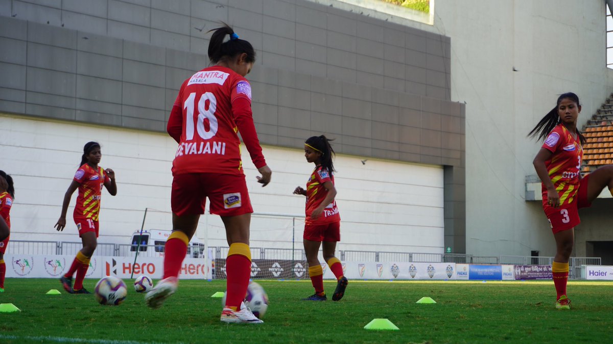 SETransStadia's tweet photo. This mornings practice session before the match at #ekaarena between #eastbengal & #hopsharyana.
We welcome all players, fans and officials to #transstadia #ahmedabad for the #iwl.
@indianfootball
#womensfootball #football #indianfootball #gujarat #sport https://t.co/t1hJm16Xcl