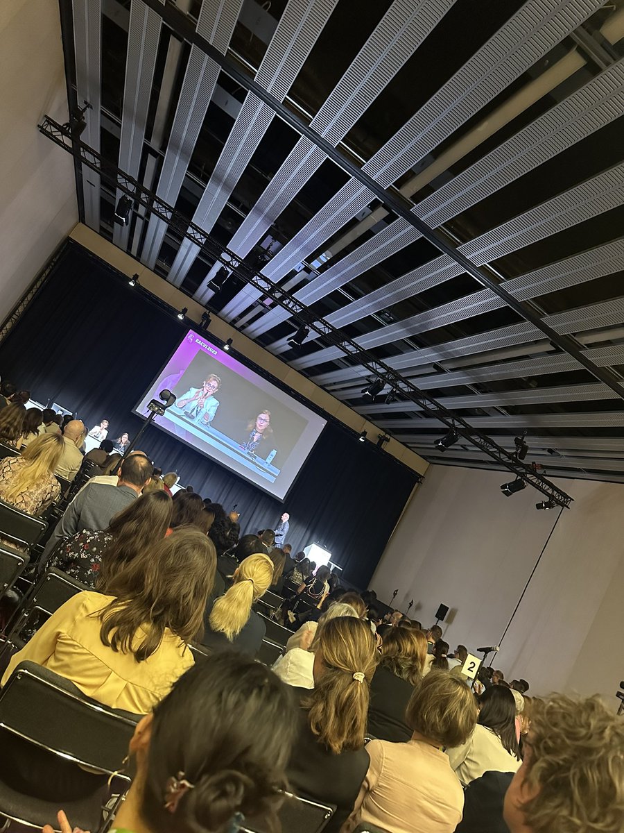 Excellent presentations on echocardiographic and CMR assessment in the diagnosis and management of hypertrophic cardiomyopathy🫀 #EACVI2023 

<a href="/ThorEdvardsen/">Thor Edvardsen</a> <a href="/leylaelifsade/">LEYLA ELIF SADE</a> <a href="/denisamuraru/">Denisa Muraru</a>