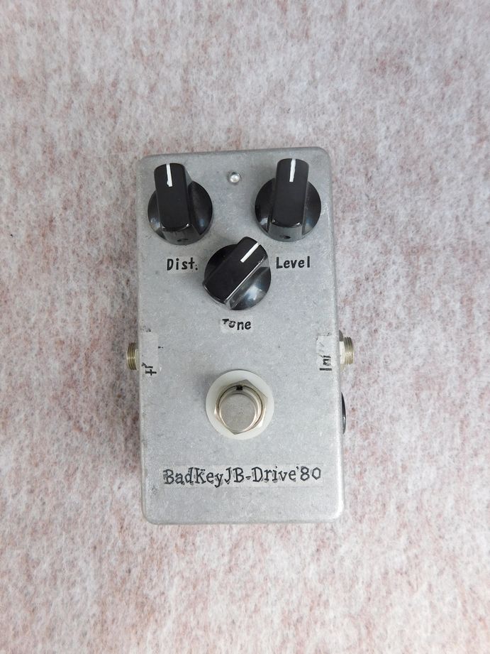 MARUYAHiroshima's tweet photo. 【中古】 Badkey バッキー JB-Drive’80
ディストーション
80年代のハードロックサウンド
★詳細はホームページで★
https://t.co/sDvqC279R2
#badkey #バッキー #jbdrive #ディストーション #エフェクター #中古エフェクター #マルヤ #広島 https://t.co/nrGrhlDFPS