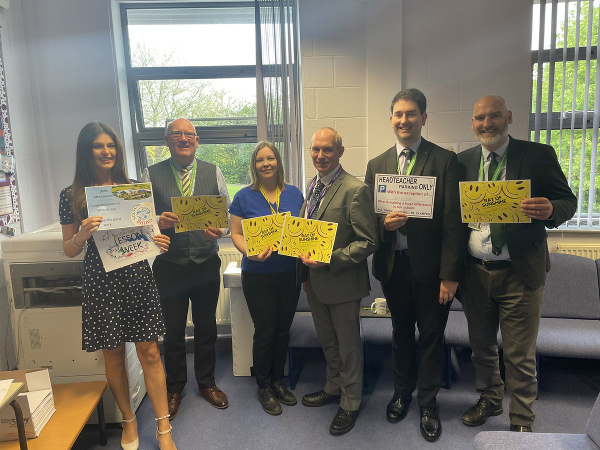 Friday thanks this week goes to…. Miss Lovatt for an inspiring History lesson. Miss Henley for supporting the science department. Finally….Mr Reynolds, Mr Cresswell, Mr Bratt and Mr Glattback for their fabulous work making the Summerhill float so amazing for the Kings Parade.