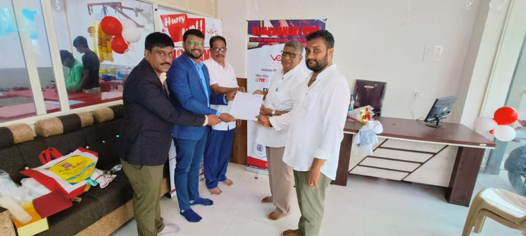 franchiseeindia's tweet photo. Heartiest Congratulations to @Vocautomotive India Pvt Ltd for the new retail outlet in Eluru, Andhra Pradesh
Address: Reliance Petrol Bunk, 22B-11-8, Powerpet, Road, VasanthMahal, Eluru, Andhra Pradesh 534002
#voc #vocautomotive #bikeservicebangalore #twowheelerservice #franchaise #spareparts #growyourbusiness #service #voiceofcostomer #bikeservicebangalore #onestopshop #OneStopService #BestbikeService #trustedpartners #Originalspareparts #GenuineParts #twowheelercare #dealership #servicecenterdealership #DealershipPackage #dealershipoffer #businessopportunity #businessopportunities