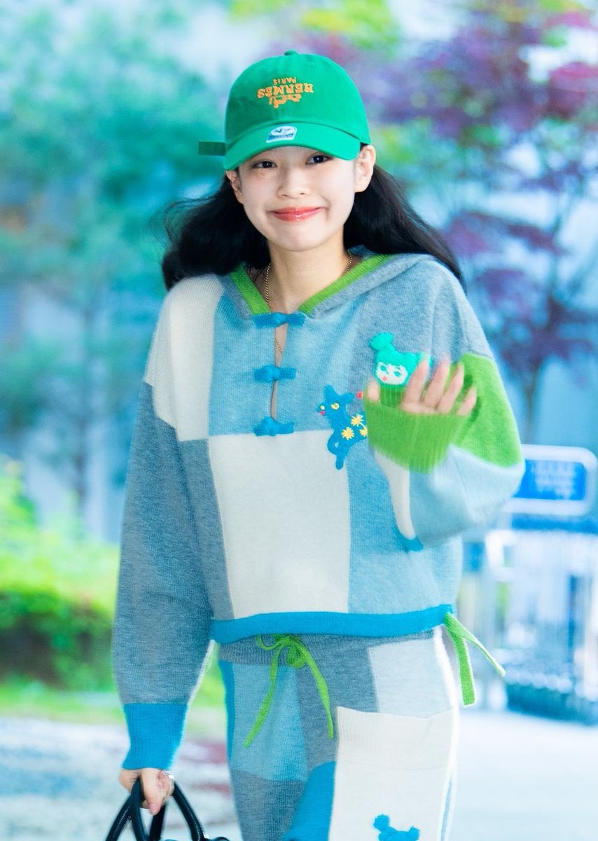 jnsource's tweet photo. baby https://t.co/o5hcG7Tjfz