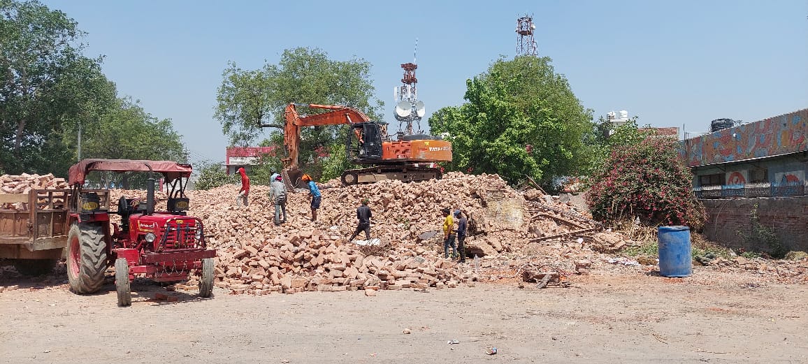 pilofoundation's tweet photo. Breaking ground for a cleaner tomorrow! We are excited to announce that the Pilo has commenced the construction of a cutting-edge 200 KLD Sewage Treatment Plant at Ghaziabad Railway Station, leveraging the revolutionary PMTR Technology. #PiloFoundation #SustainabilityMatters #stp https://t.co/681VJLDHbQ