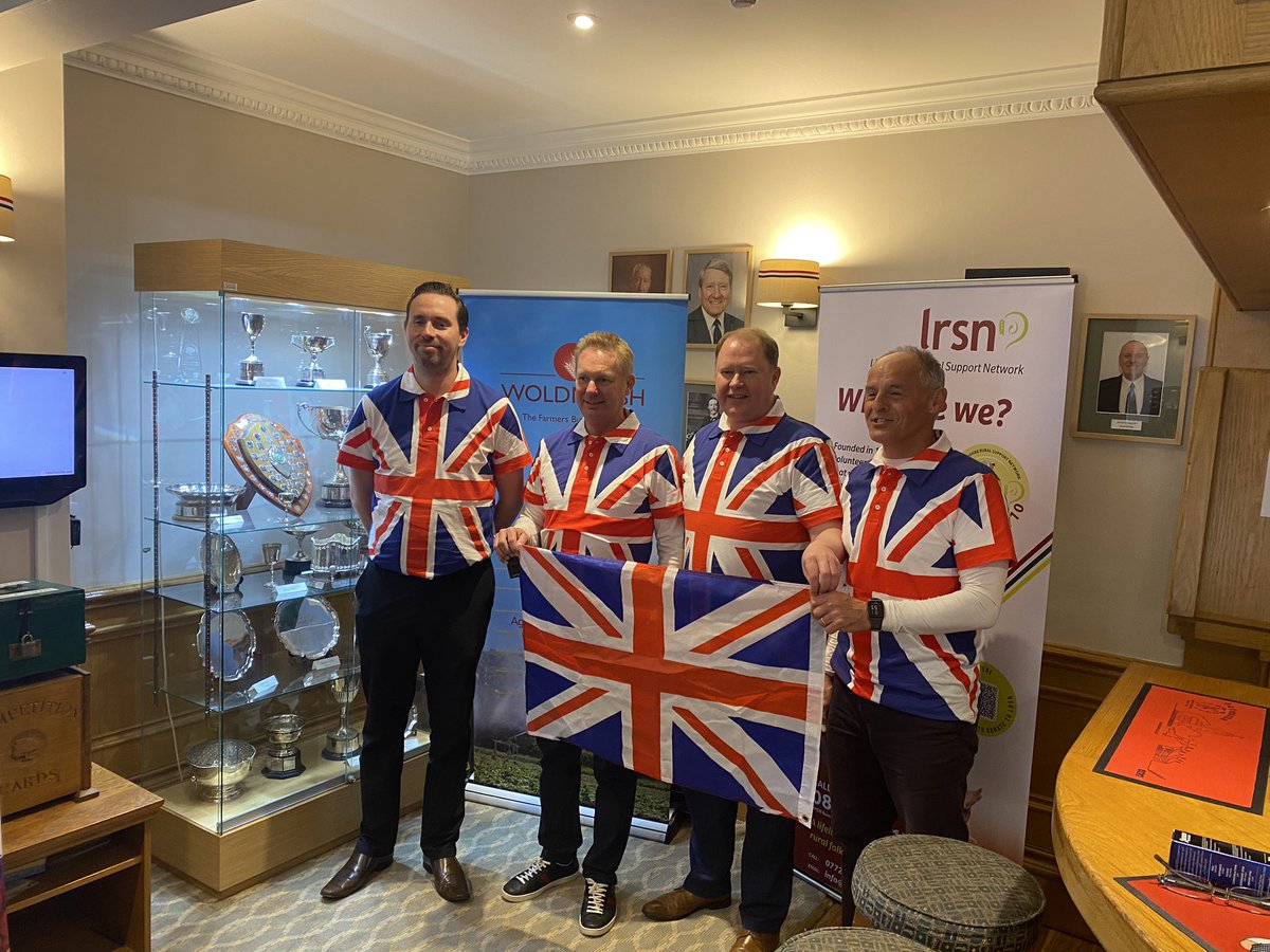 IanDawson19's tweet photo. @Woldmarsh @HeatherMCJ @Lincsruralhelp @PandBMachinery taking an early lead in the best red white and blue outfits. Good effort chaps!! https://t.co/DKvbQPeQ2O