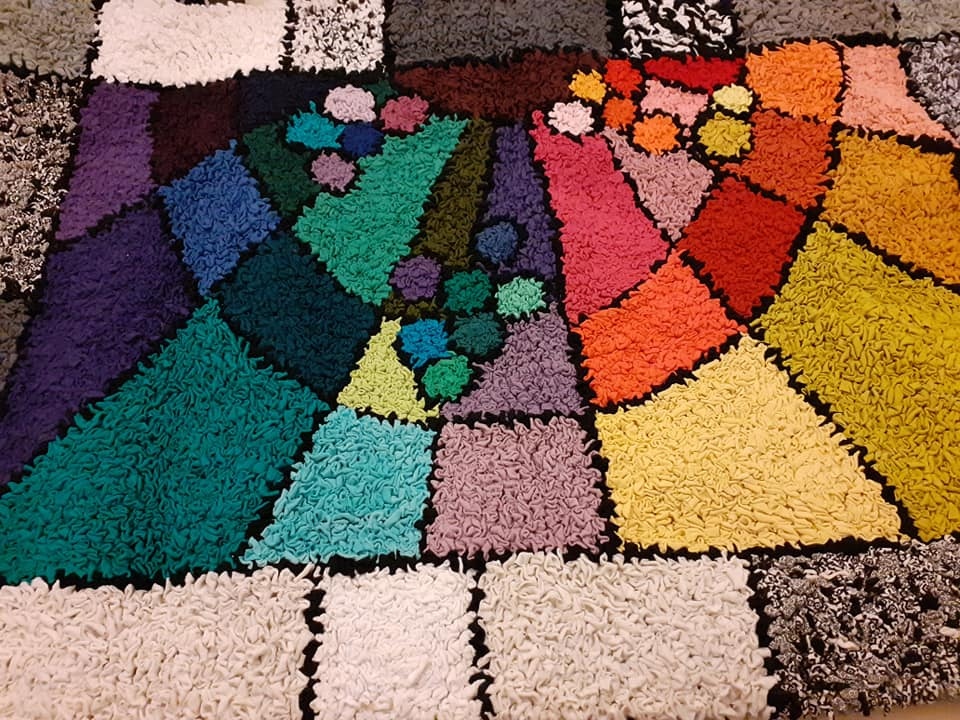 lady_bay_arts's tweet photo. Showcasing artists exhibiting this year. Lady Bay Arts Trail: the 13 & 14 May!
OKSANA HOLBROOK @oksanaoriginals
Traditional hooked rugs with a contemporary theme.
#lbat #ladybayartstrail #ladybayartstrail2023 #nottingham #nottinghamartist #openstudio https://t.co/j0LMa8PdlL