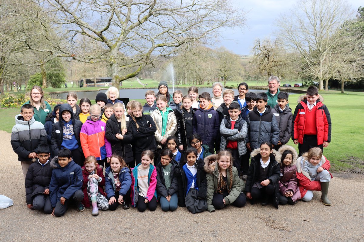 RibbleTrust's tweet photo. This spring, in partnership with @towneleyhall we worked with 2 Burnley schools to bring pupils together for 4 half days of activity. Pupils studied invertebrates, litter picked, planted trees &amp; did a woodland trail. @nearneighbours funding enabled new friendships to be forged. https://t.co/CBYohQSq1E