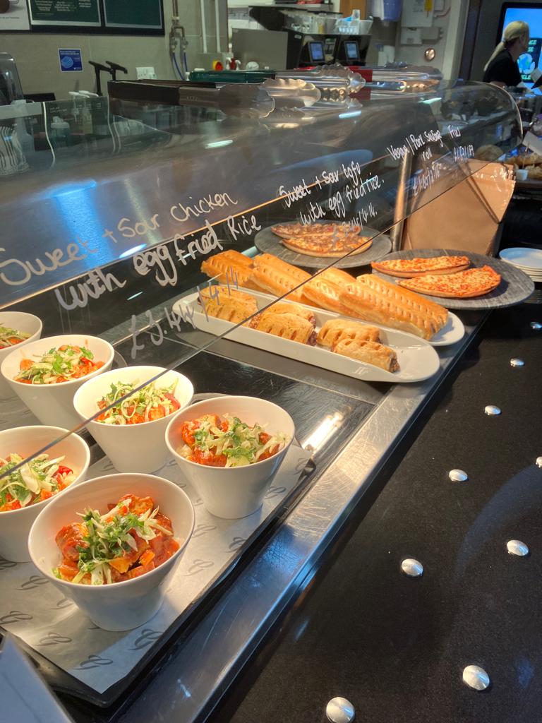 Get your Friday takeaway fix for lunch with a rotation of dishes like sweet and sour chicken, pizza and fish and chips you'll be spoilt for choice.

#graysons #catering #cafe #lunch #fastfood #greenwich #uniofgreenwich #sausageroll #takeaway #pizza #fish #fishandchips