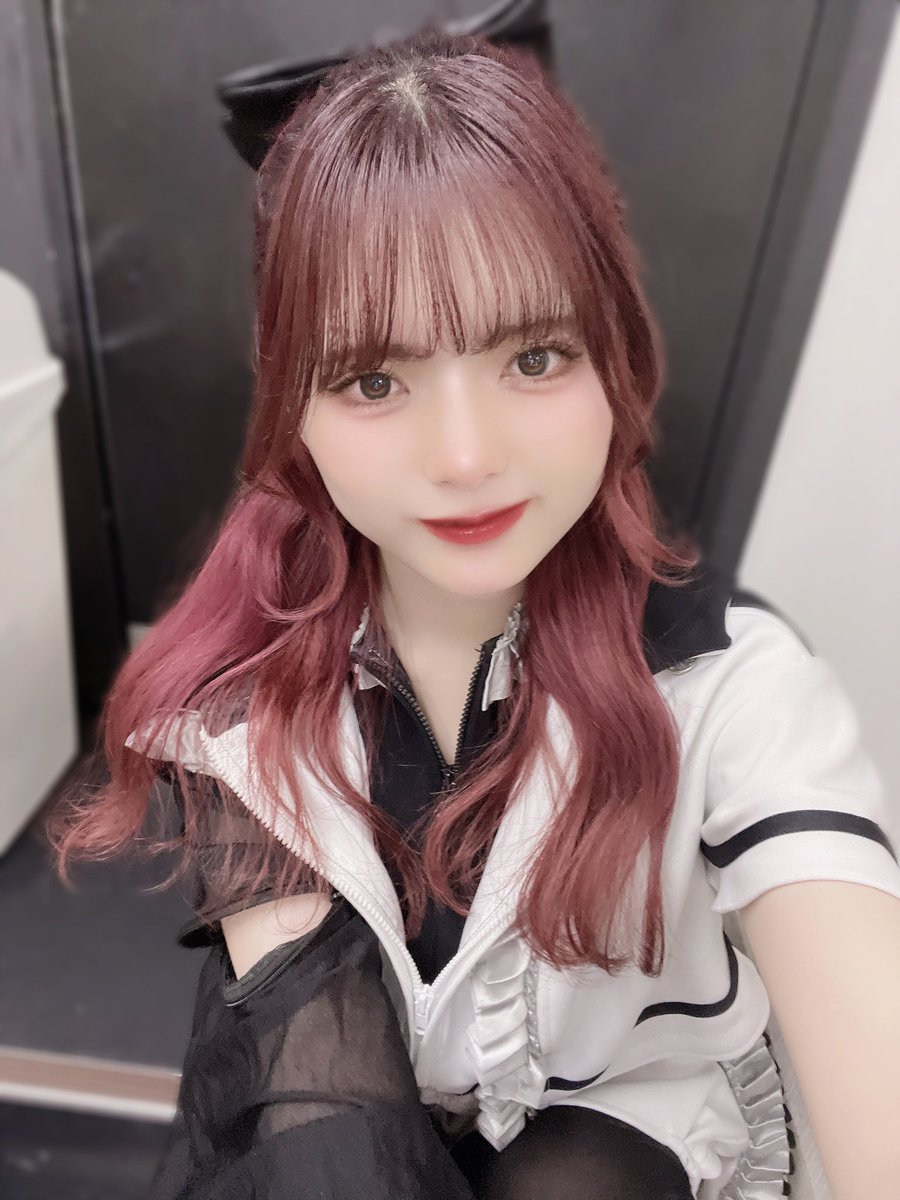 loverbwcutegirl's tweet photo. 姫野 ゆうあさんです。

Her name is 姫野 ゆうあ

She is active in an pop idle called DINKY JUNK in japan

她叫 姫野 ゆうあ

她活跃于日本名为彩DINKY JUNK的流行音乐组

＃DINKYJUNK　@DKJ_yua ＃姫野ゆうあ　
＃モデル　＃アイドル　＃かわいい　＃IDOL https://t.co/ka8uJiSEmg