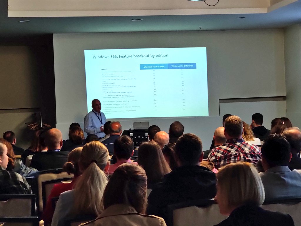 SasaKranjac's tweet image. &quot;Azure Virtual Desktop vs. Windows 365&quot; and packed room! #MScommunity #MScommunitybih @MSCommunityBiH @ddamirMVP