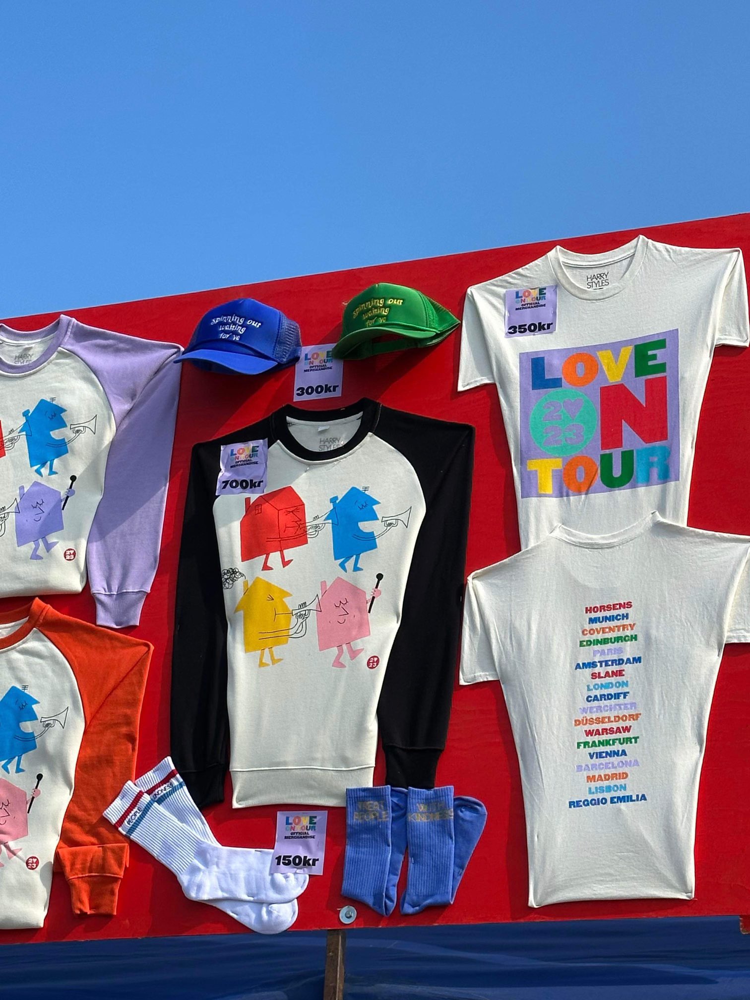 Harry Styles Updates. on X: The merch for the final leg of Love On Tour  (Via lveontour)  / X