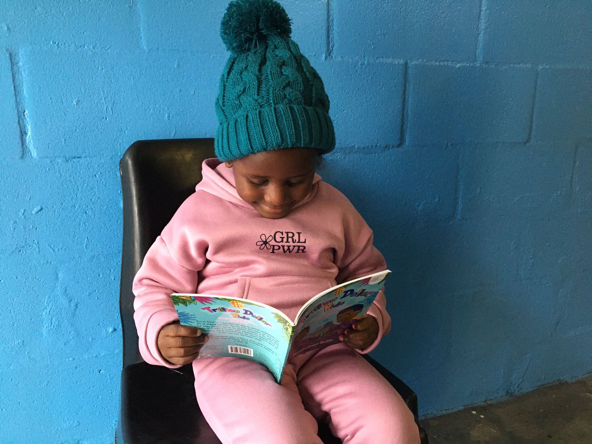 Dynamite comes in small packages A book is a gift you can open again and again, get yourself copy of The Trillion Dollar Kids, A book that teaches children about financial literacy at a very young age.📚 #booksigningbyimboni #trilliondollarkids #isambulopublication