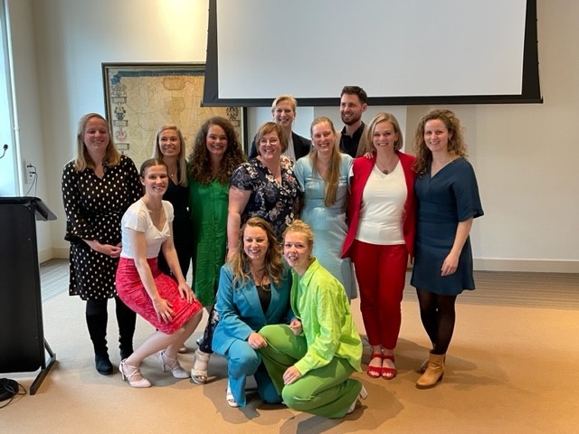 Een feestelijke diplomering! Van harte gefeliciteerd deelnemers van de GZ21P met het (bijna) afronden van jullie #opleiding tot #Gz-psycholoog met extra aandacht voor de #ouderenzorg!