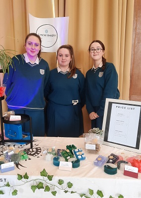 Our 2nd year business students did a great job on Tuesday with their Enterprise Fair. Lots of great ideas and each group made a profit! 👏💰💰💰