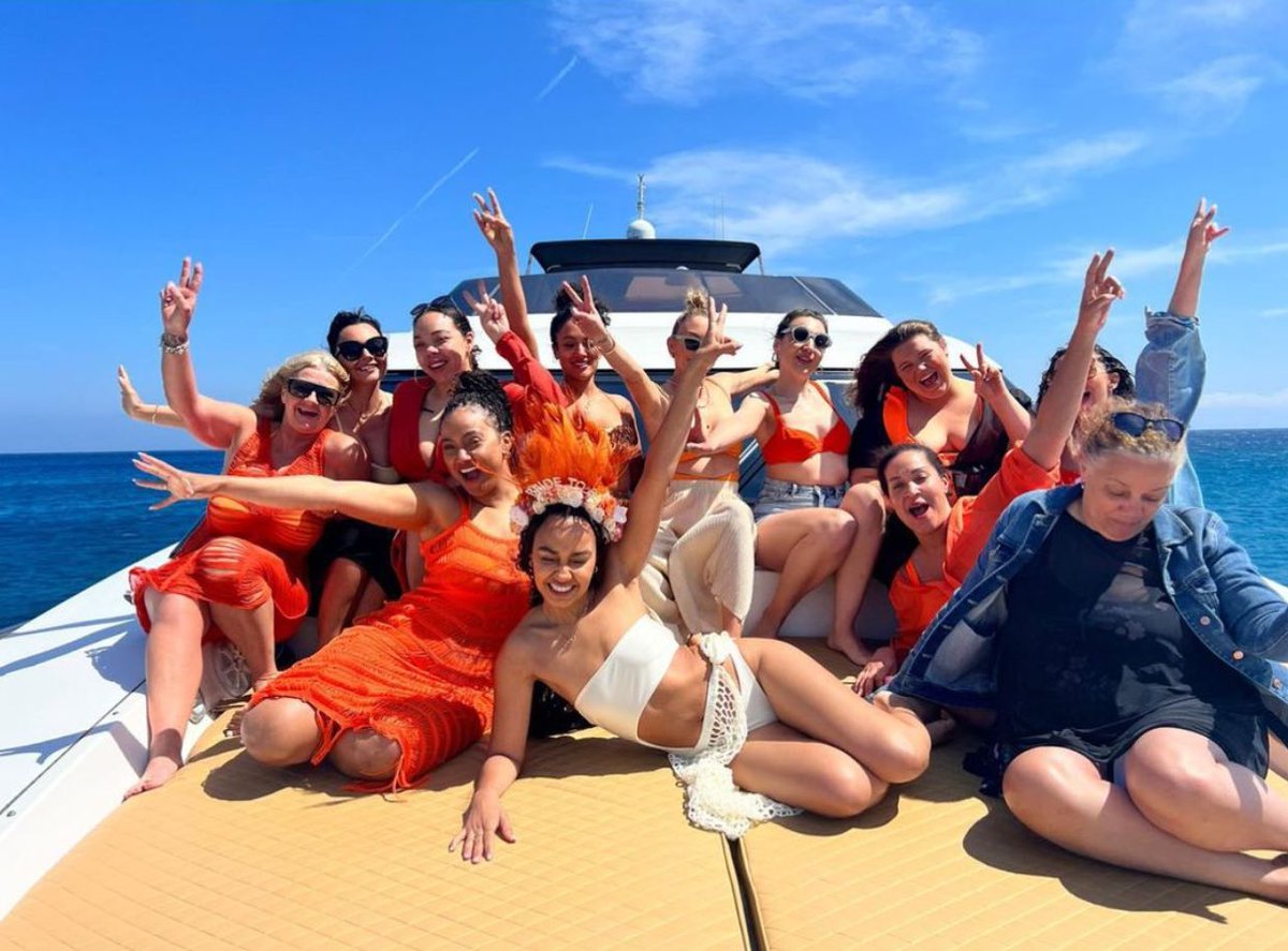 Little Mix Source tweet media