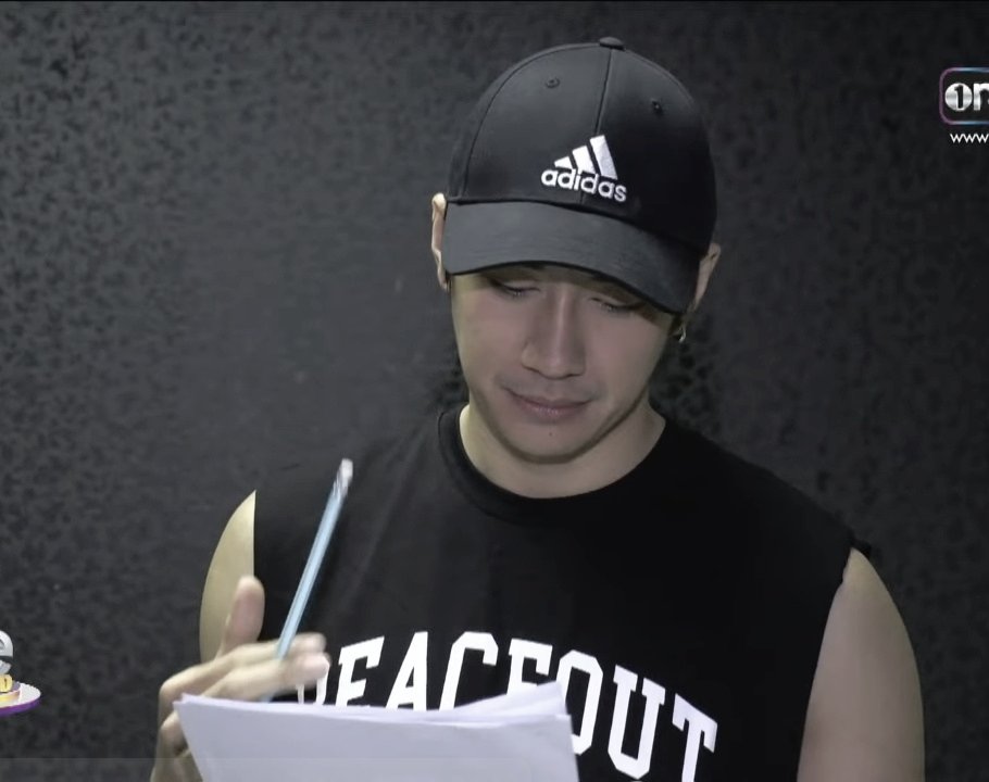 jamsShadows4's tweet photo. Look young when he's wearing a cap 🧢🐥

@RachataJam
#แจมรชตะ 
#JamRachata 
#JamRachataแจมรชตะMyanmar https://t.co/Kzv2D6n2sj