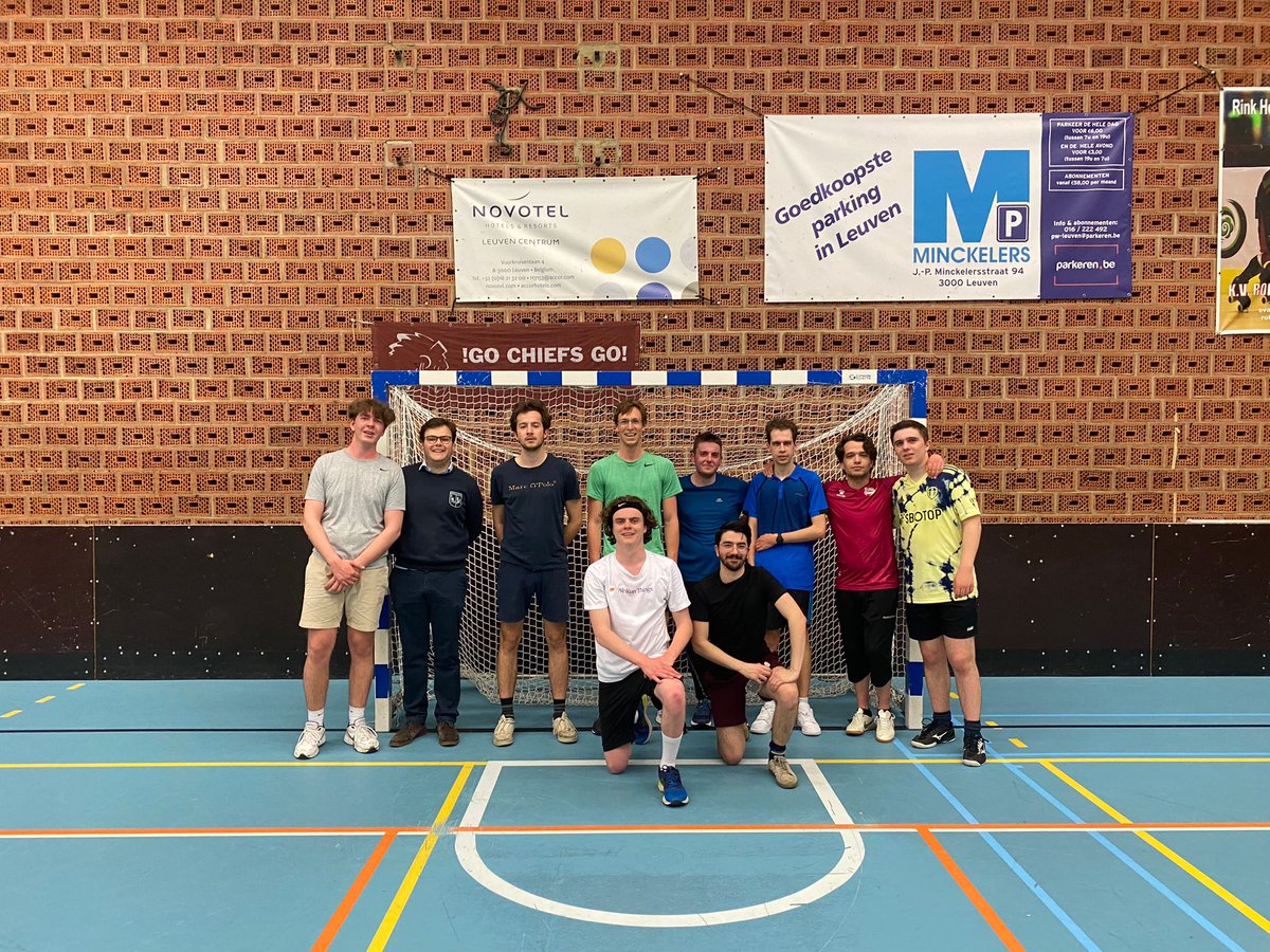 Afgelopen zaterdag won het LVSV Leuven de Herman De Croo Cup in de finale tegen <a href="/LVSVAntwerpen/">LVSV Antwerpen</a>. We zijn fier de beker terug in #Leuven te hebben!