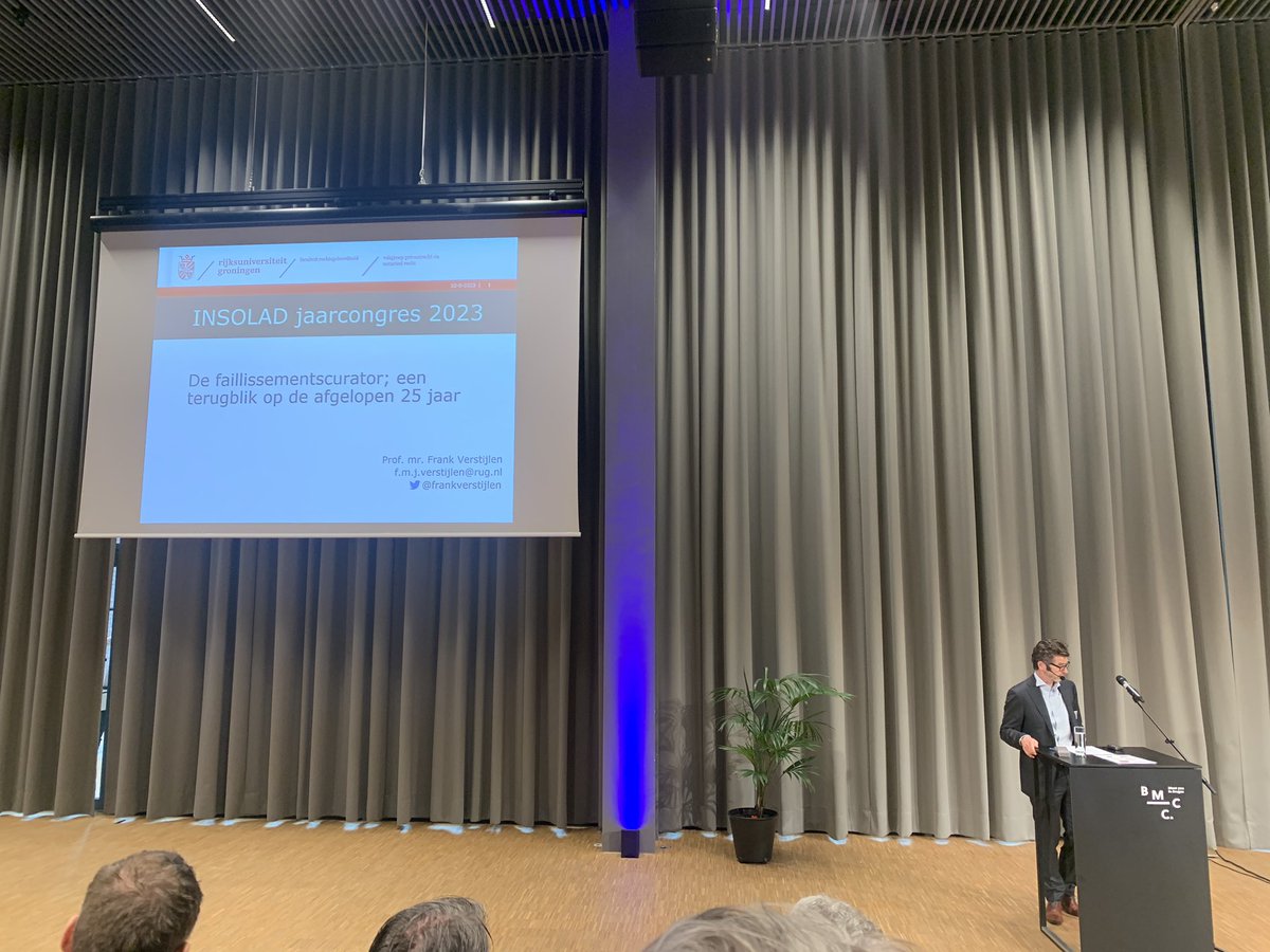 NielsBP's tweet photo. @frankverstijlen bespreekt in Brugge op het #Insoladcongres 25 jaar na zijn promotie de ontwikkelingen omtrent de faillissementscurator. https://t.co/UjTHFL8BRj