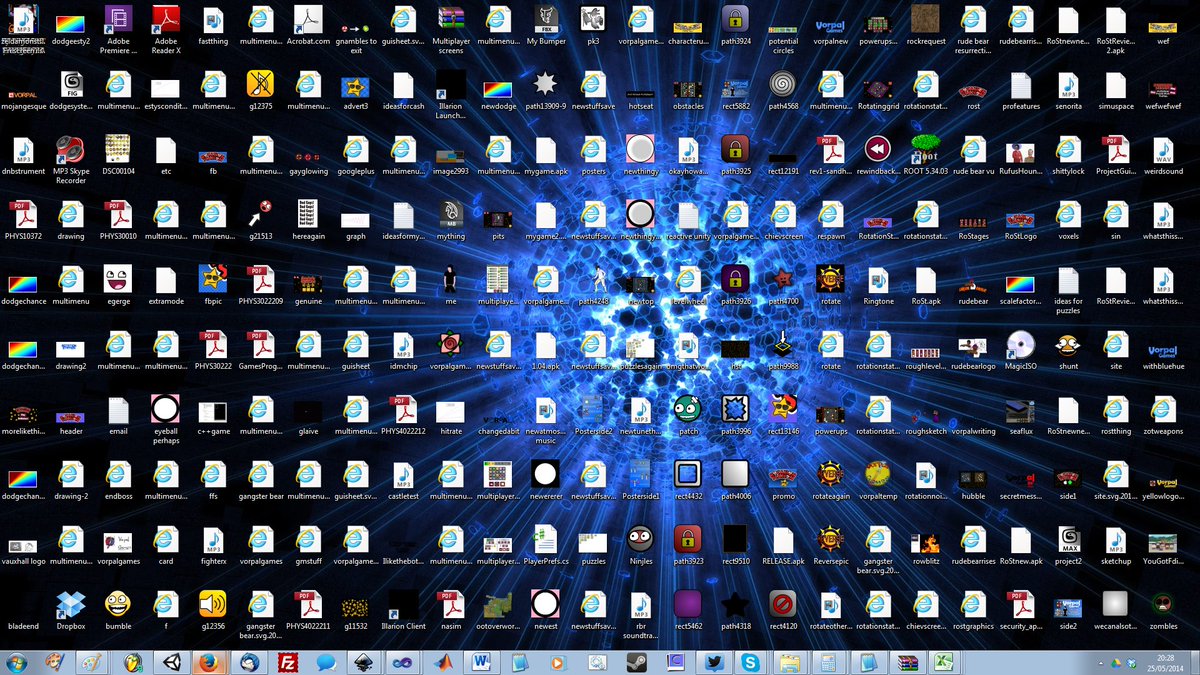 Real_kinglizard's tweet image. Há mesmo malta que tem o desktop assim... !!!!🤬😡
#desktop #cleanIT #windows