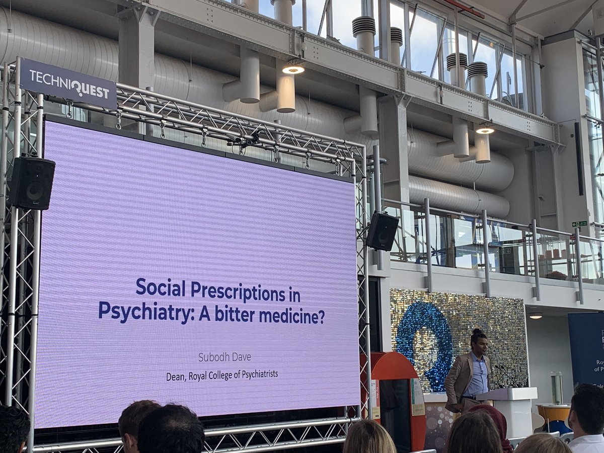 NikkiLCochrane's tweet photo. Our Dean @subodhdave1 What does a psychiatrist actually do?? What should you be doing? 🤔🤔
#ChoosePsychiatry to find out!😁 🦋

#TraineesConference2023 @rcpsychTrainees @rcpsychTrainees https://t.co/4WhXIURPWY