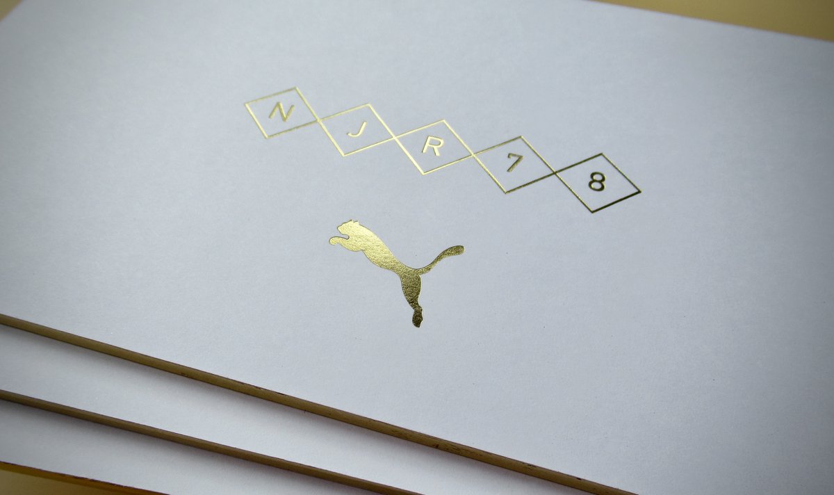 TomlinsonLtd's tweet photo. Our #foiling #dies adorn products in many sectors. Think #stationery, #packaging, #labels, #greetingcards, #books & #crafts. Foil highlights & adds #luxury to all sorts of items. #diemaking #specialfinishing #hotfoil #brass #magnesium https://t.co/Ha2RI59i5X