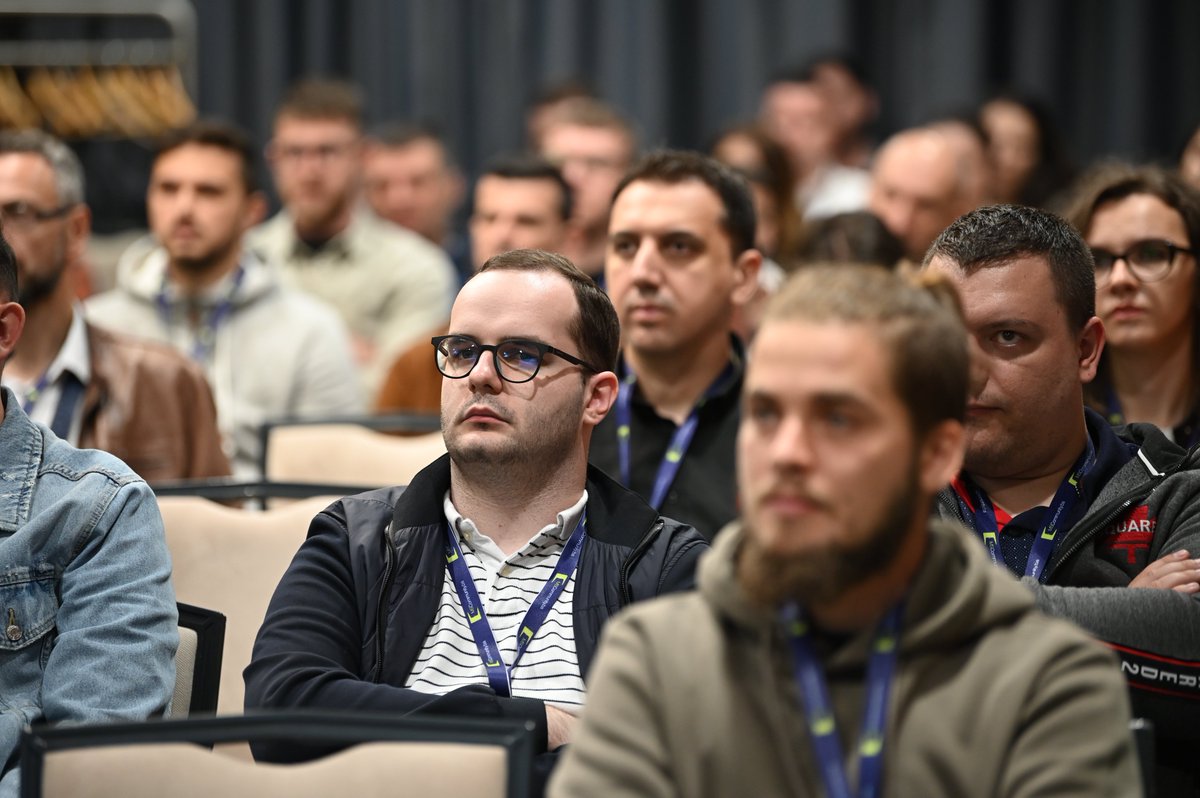 MSCommunityBiH's tweet photo. Kako izgraditi karijeru u polju #CyberSecurity i odakle početi, imali ste prilike čuti na odličnom predavanju koje je održao @JasminAzemovic. #MSCommunityBiH https://t.co/zadKCODEOj