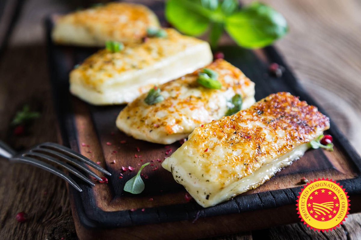 EUAgri's tweet image. 🇸🇬 As of today, 12 May 2023, #Halloumi is a registered and protected Geographical Indication in Singapore! 

Χαλλούμι / Halloumi / Hellim is a Cypriot cheese, famous around the world and registered as a Geographical Indication in the EU since 2021 🇨🇾🇪🇺

#EUQuality @EUinSingapore