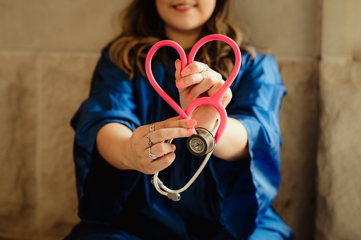 In honour of Nurse's Week last week, we've dedicated our most recent blog on ways to continue honouring our healthcare heroes throughout the year❤️
bit.ly/3nRSWdK

#nursesweek2023 #heartofhealthcare #healthcarehero #frontlineworker #essentialworker #locumlife