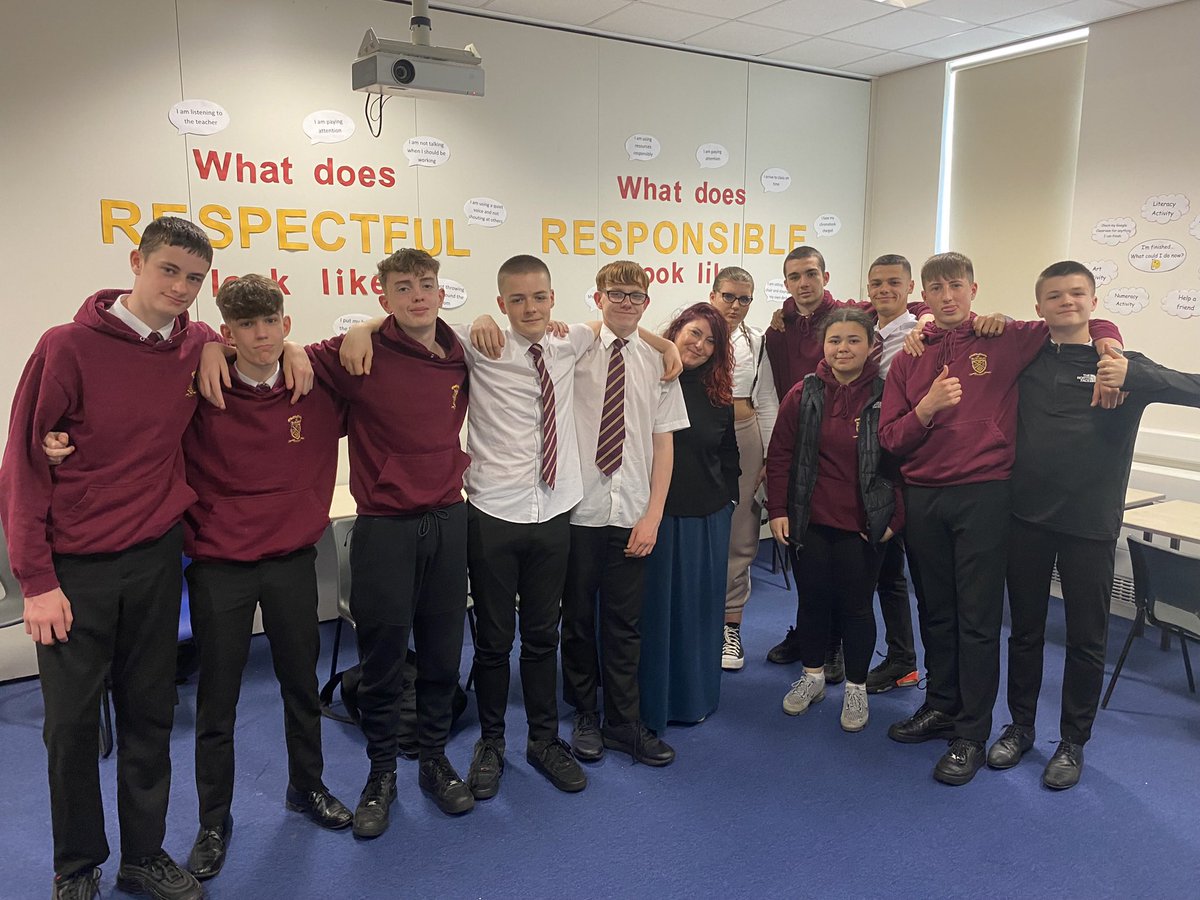 Massive thank you as always to the amazing @lornaskyw for her session at @StModansHS school yesterday. 
No matter how long we have with groups you always create conditions of safety, warmth, connection and potential. Thank you 🙏🏼 #education #mindfulteaching