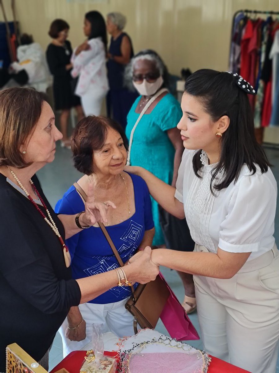 queiroz_raysa's tweet image. Que energia maravilhosa!  
Estar à frente do IPREV tem me proporcionado momentos únicos, como o dia de ontem: nossa programação de dia das mães. 

Obrigada Governador @carlosbrandaoma por esta oportunidade! 🙏