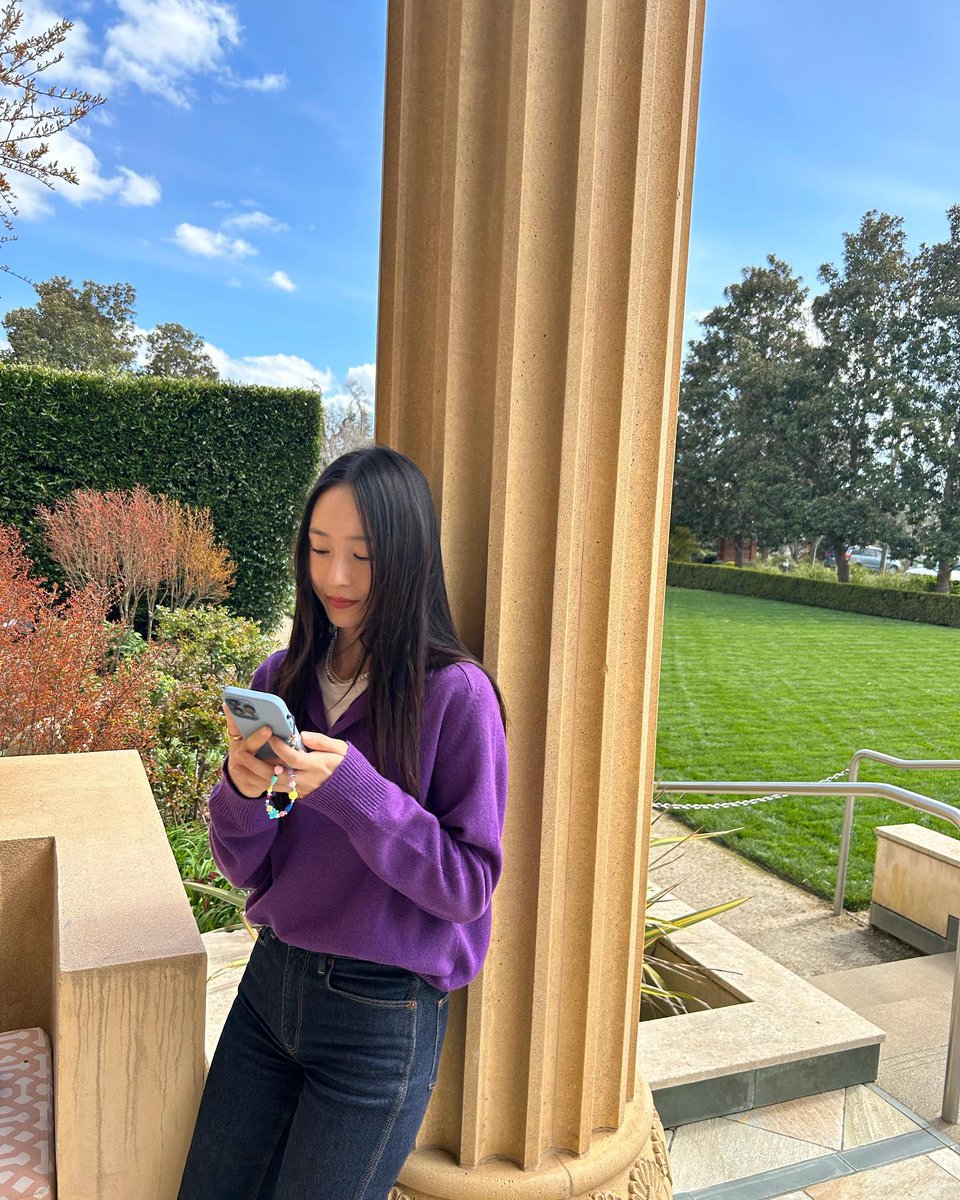 수정이 저장소 tweet media