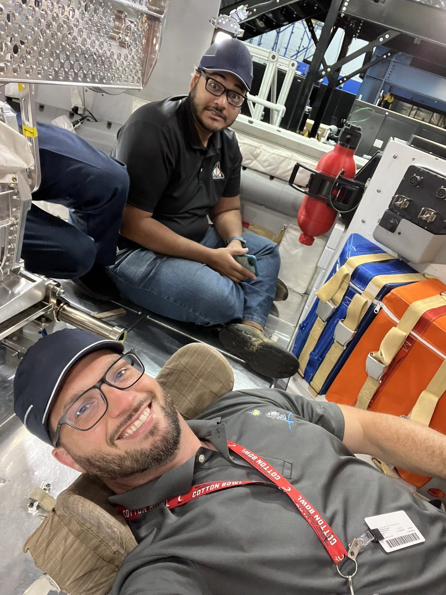 Alex Apyan tweet media