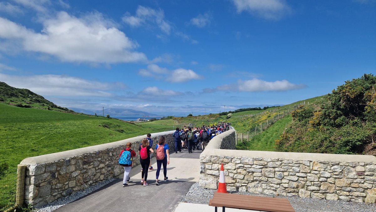 Dale_Counihan's tweet photo. What an amazing day for our 1st year Activity Day. 137 boys walked from the school, through the park onto the Greenway and all the way to Fenit. Incredible and free amenity for Tralee #kerry #tralee #traleefenitgreenway #fenit #greenway @thegreencbs
#wellbeing #cbsthegreen https://t.co/9lxxg7l8jQ