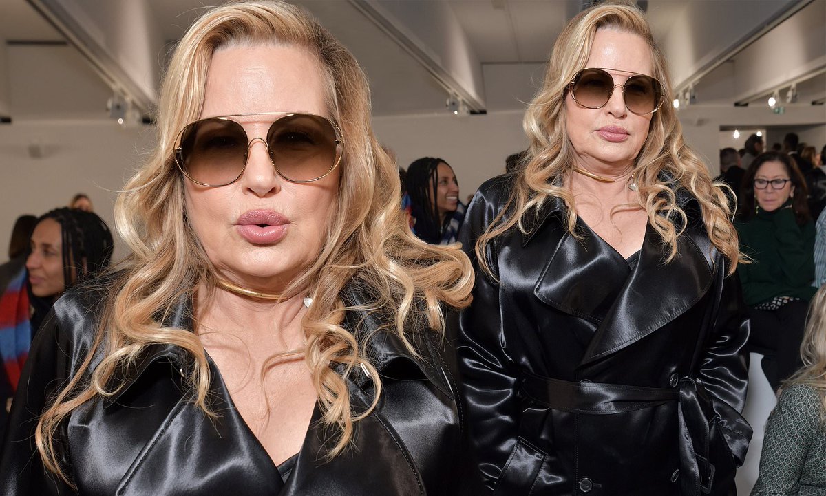 boston people are so identifiable, people come into work n within 30 seconds of interacting it’s just like ohhhhhh u live in Boston