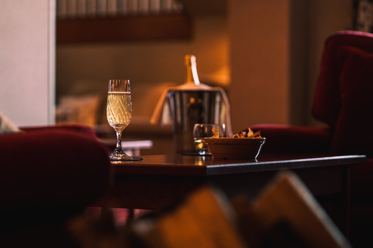 Inverlodgehotel's tweet photo. What are your plans for dinner this weekend?
Our restaurant with a view is waiting for you!
To make a reservation just call. https://t.co/IlBRAUEmr7