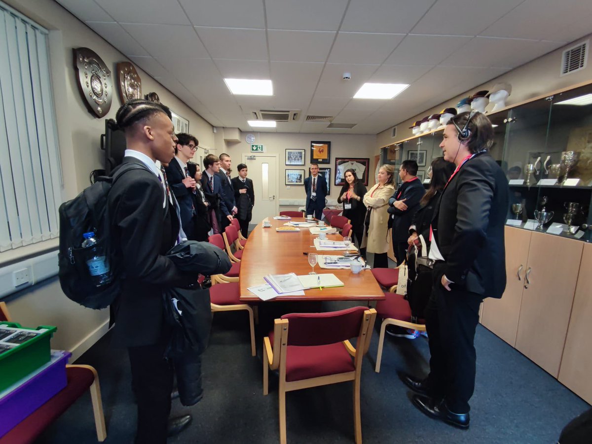 <a href="/BritishCouncil/">British Council</a> visit to <a href="/DartfordGS/">Dartford Grammar</a> by the Colombian delegates to collaboratively work with us in computing! Our students did the school tour. <a href="/NcceSouthEast/">Teach Computing North West Kent and East Sussex</a> <a href="/WeAreComputing/">National Centre for Computing Education</a>