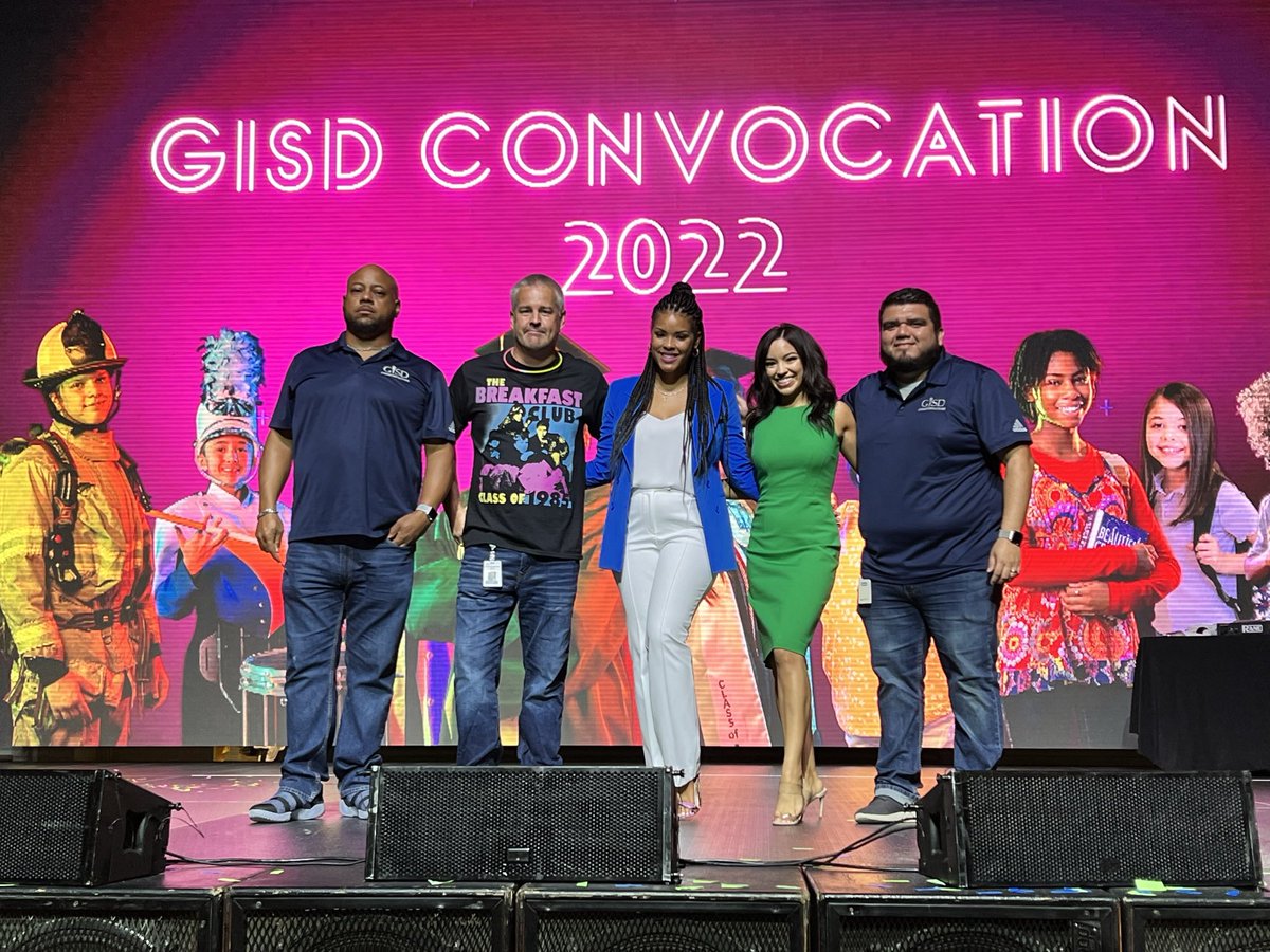 sherese_nix's tweet photo. Happy School Communicators Day to all the School PR families out there! Our job is to highlight and celebrate everyone else, so I want to take the time to celebrate &amp; recognize my team and colleagues across the state! Thank you for all that you do! Love you! 🖤🙏🏽🎉 https://t.co/7HZgWOujAy