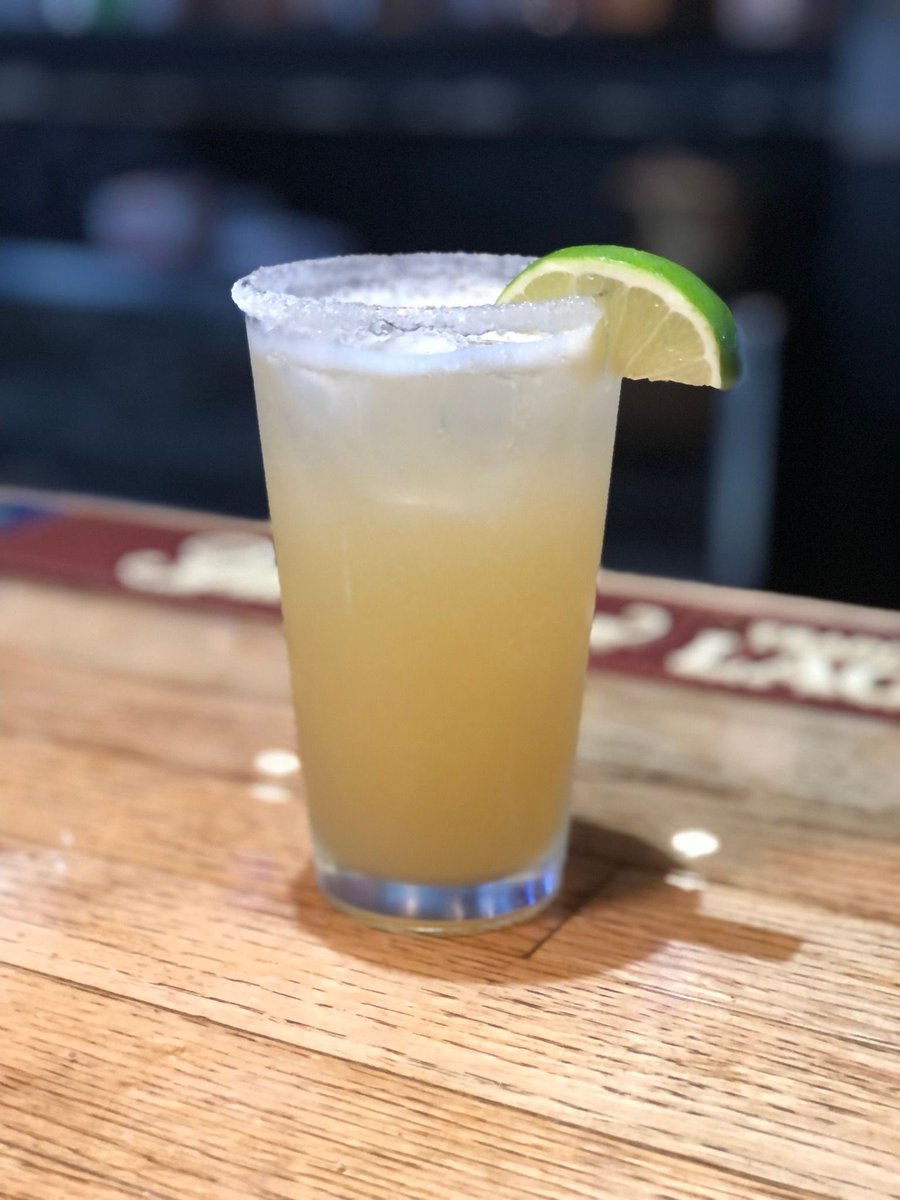 It’s a beautiful day for $5 margaritas! #DirtyHour from 4-7pm all locations!