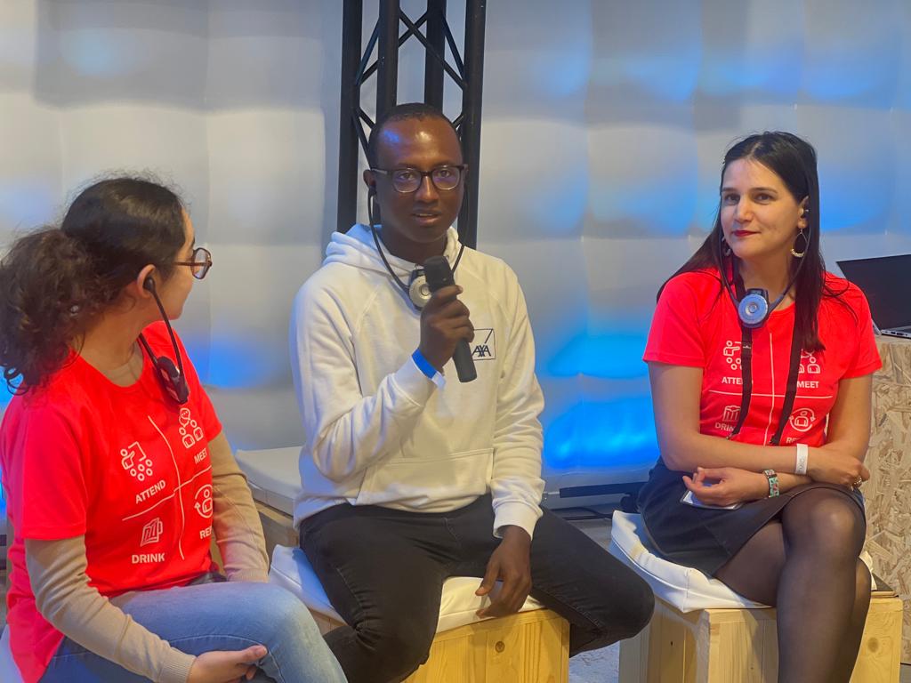 Avec <a href="/AXAJobs_fr/">AXA Jobs France</a> nous étions au #Sistemic avec les collégiennes et lycéennes. Nous avions une MasterClass pour témoigner de notre parcours, et faire naître des vocations dans la #Tech.
 #Learn #Share #RaiseTheBar 
<a href="/JpEprinchard/">Jp Eprinchard</a> <a href="/MaryamTakadoum/">Takadoum Maryam</a> <a href="/cyrillegrifo/">Cyrille GRIFO</a>