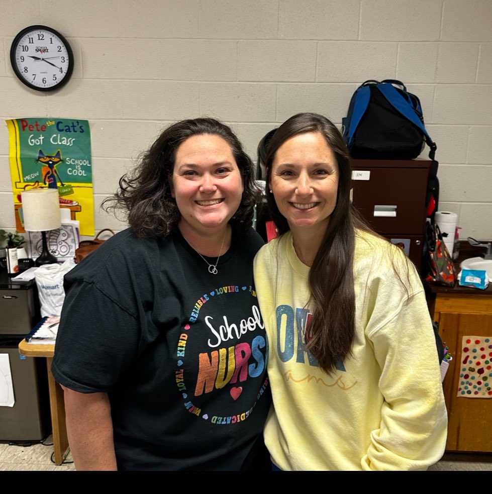 oesrams's tweet photo. Love the nurses who take care of us! Happy Nurse Appreciation week! https://t.co/w803Ej4KIG