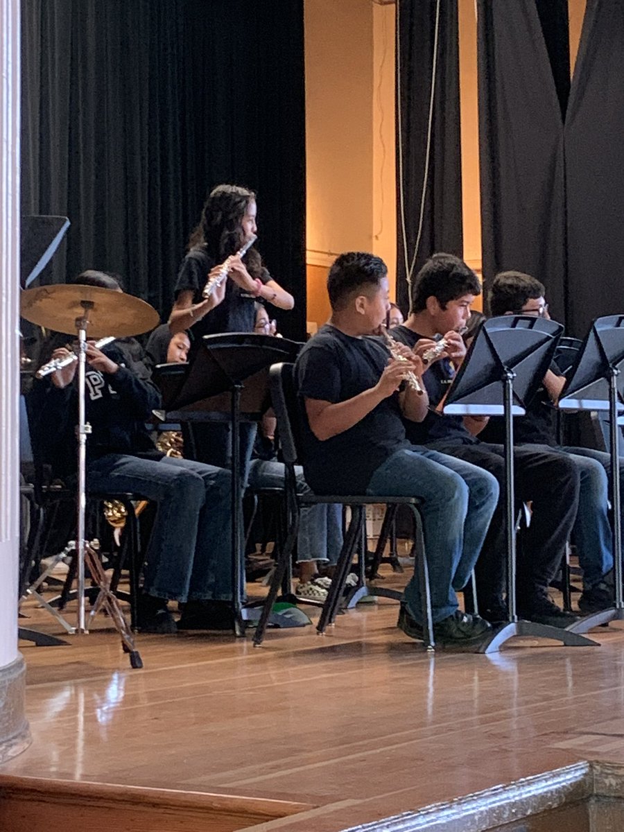 EAHallMS's tweet photo. Amazing performance by our band students at the Spring Concert!!! 🎶🎼🎵🎻🎺 https://t.co/BpkHjGgInF
