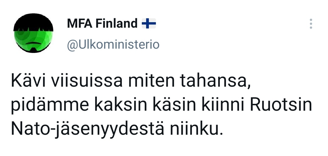 SadeMaki's tweet photo. Tuunaa organisaatiosi logo Käärijäksi -geimi alkoi toistaa itseään viimeistään keskiviikon paikkeilla, mut @Ulkoministerio'n viestinnälle hatunnosto ns. freesistä kulmasta. https://t.co/3YzYOV3OYf