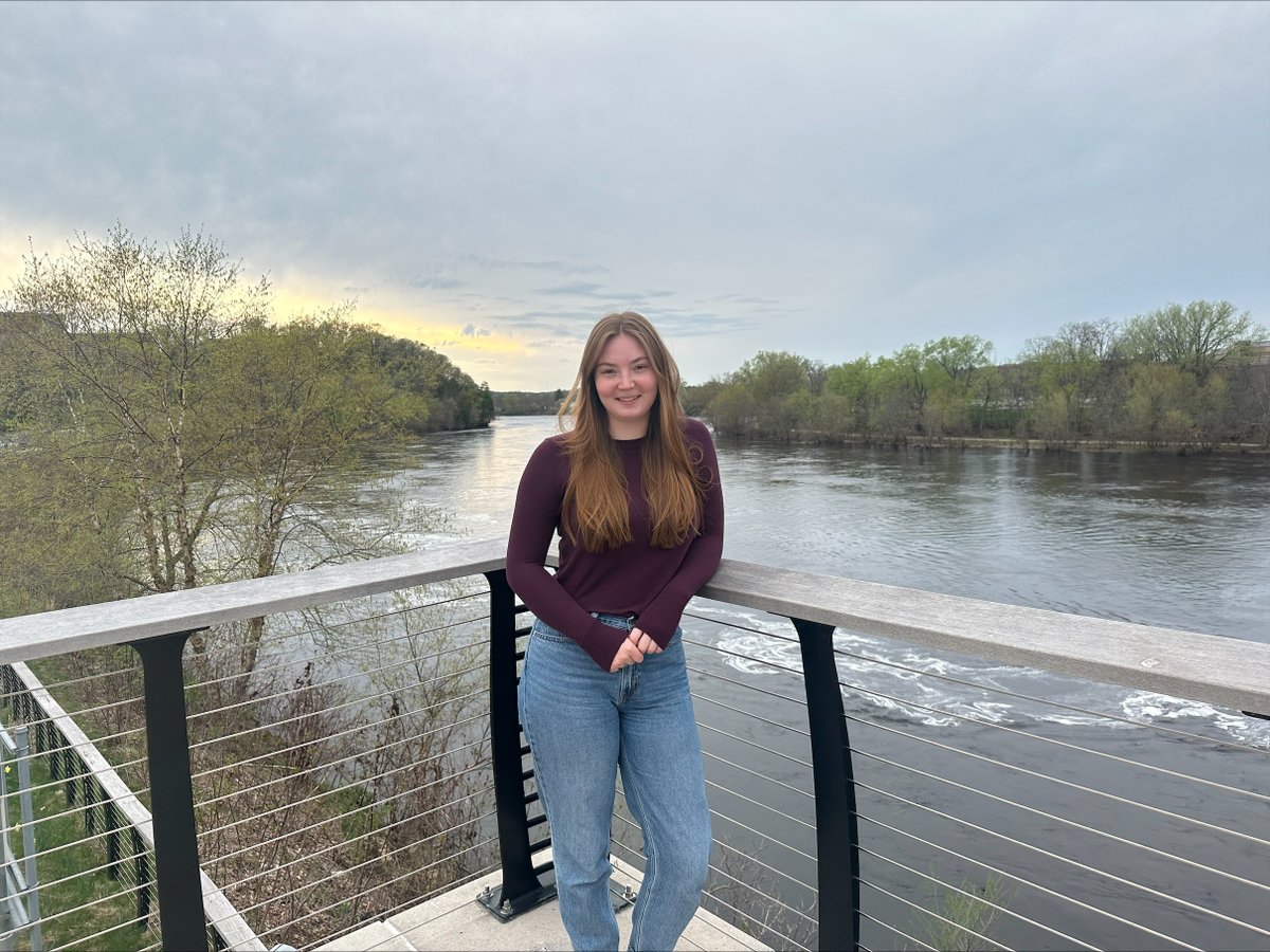 UWEauClaire's tweet photo. Soon-to-be #uwecgrad, Tessa Ferry, has spent much of her time in college researching topics surrounding music therapy. In fact, the music and psychology double major has worked on 6 different research projects throughout her undergraduate studies.
More >> https://t.co/7l841pxS5s https://t.co/AVFdnbAwJA