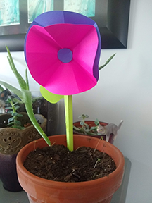 FableLearn's tweet photo. Pop-up cards or 3D flowers-Which would you customize for #MothersDay? Find them in our #FabMakerStudio Ready-Made library for a homemade gift created with love🧡🌷🦋 https://t.co/mgrmouNZoF