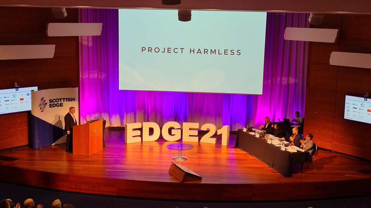 ScottishEDGE's tweet photo. Our penultimate pitcher of the day is talking poop...bags on the #EDGE21 stage - @ProjHarmless offers award-winning harmless dog poop bags, made of water-reactive, non-toxic and micro-plastic-free material. https://t.co/n6yXYDMqui