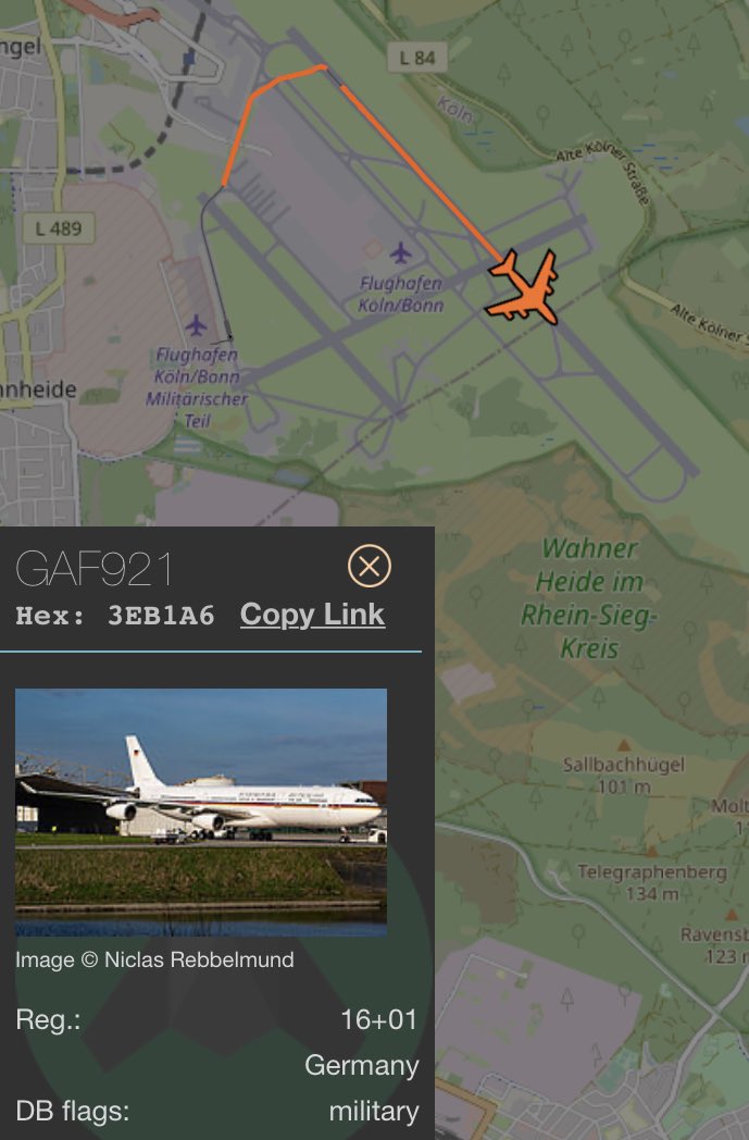 The German Air Force A340-300 is now up and due to arrive just before 5pm

#germanairforce #DublinAirport #aviation #Ireland #avgeek #Dublin