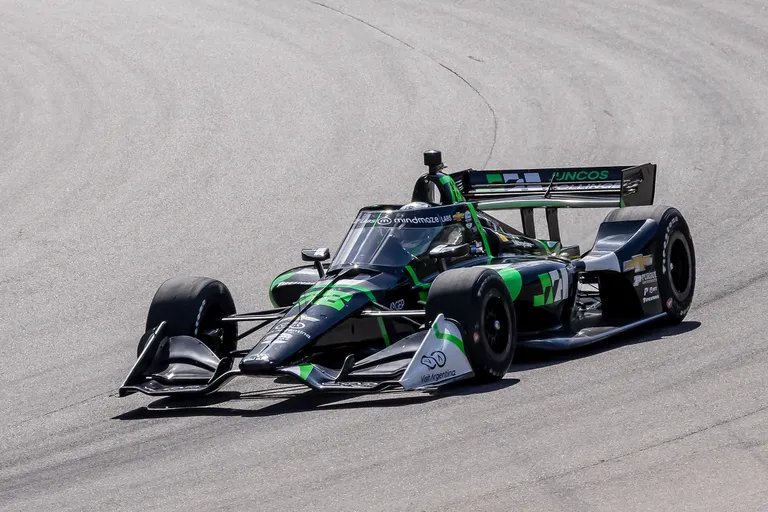 tmasnews's tweet image. 🏎️ | #IndyCar
#Practice1
¡EL TITÁN PRENDIÓ MOTOR EN INDIANAPOLIS! 
Agustín Canapino salió a dar vueltas en la primera práctica del Indy GP de IndyCar, pero estuvo complicado por la humedad de la pista tras la lluvia.

#Motorsport 
#INDYGP // @IMS